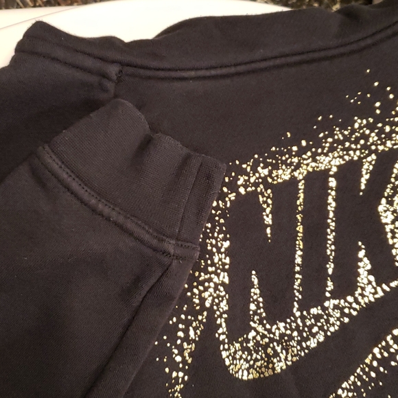 Nike hoodie - Picture 4 of 5